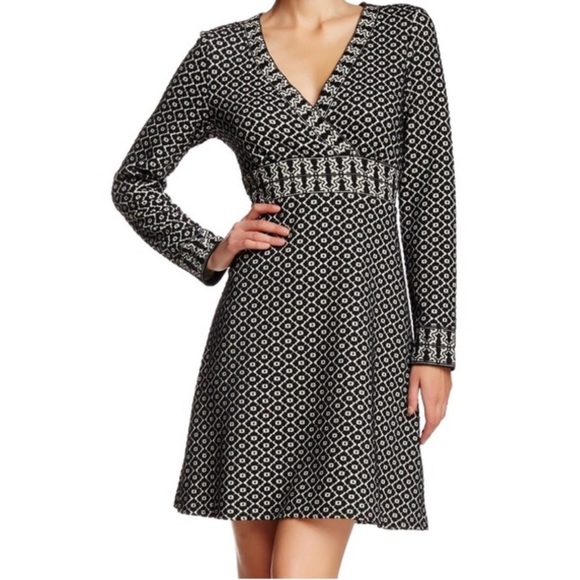 Women’s Geometric Stretch Sweater Dress from MAX Studio. Sz L. - Picture 1 of 8